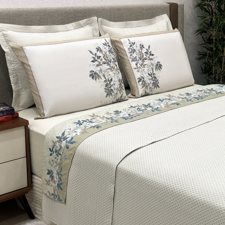 Kit Cobre Leito + Jogo Cama Percal 300 Fios Florata Queen 07 Peças - Branco C/ Malva  Ver Descrição do produto