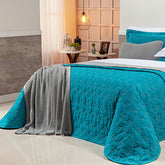 Cobre Leito Queen Bordado Bouti Dupla Face Percal 400 Fios 2,60m x 2,40m 03 Peças - Verde