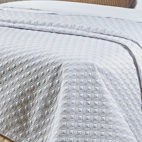 Cobre Leito Solteiro Torino Tecido 400 Fios Egípcio 100% Algodão 02 Peças - Branco / Dourado